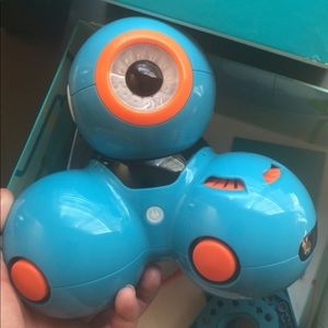 Dash by Wonder Workshop